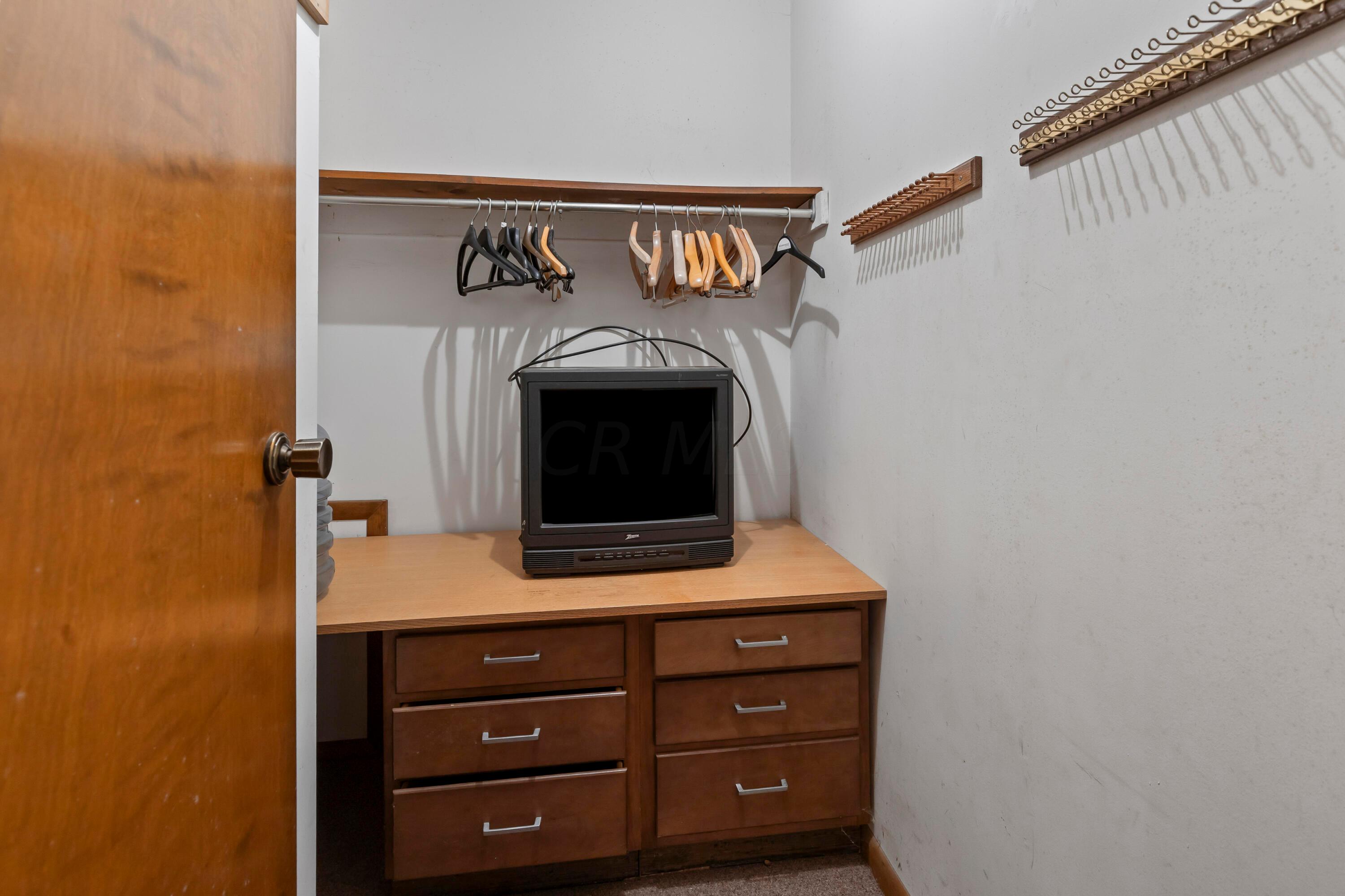 209 Greenbrier Road Sunbury, OH 43074 - Photo 54 of 73 55-print-209GreenbrierRoad_Hommati102 (2