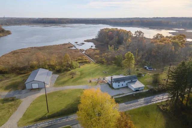 $550,000 | 3095 West 100 North, Angola, IN 46703