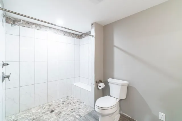 $550,000 | 3095 West 100 North, Angola, IN 46703