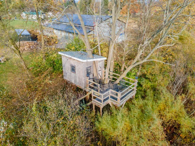 $550,000 | 3095 West 100 North, Angola, IN 46703