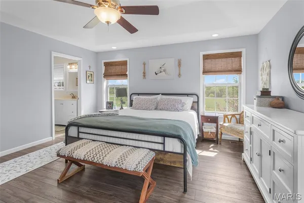 $499,900 | 390 County Road 429, Oak Ridge, MO 63769