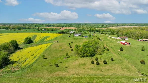 $499,900 | 390 County Road 429, Oak Ridge, MO 63769