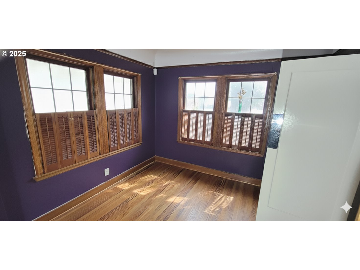 5836 Northeast Halsey Street Portland, OR 97213 - Photo 4 of 12 a view of front door