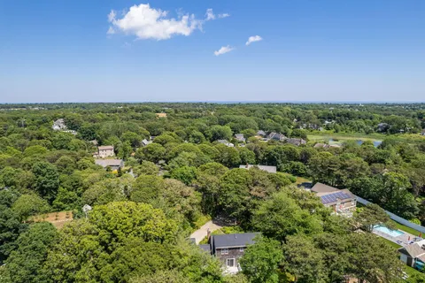 $995,000 | 127 Perch Pond Drive, Chatham, MA 02633