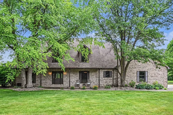 $939,000 | 55020 Colonial Ridge Drive, Bristol, IN 46507