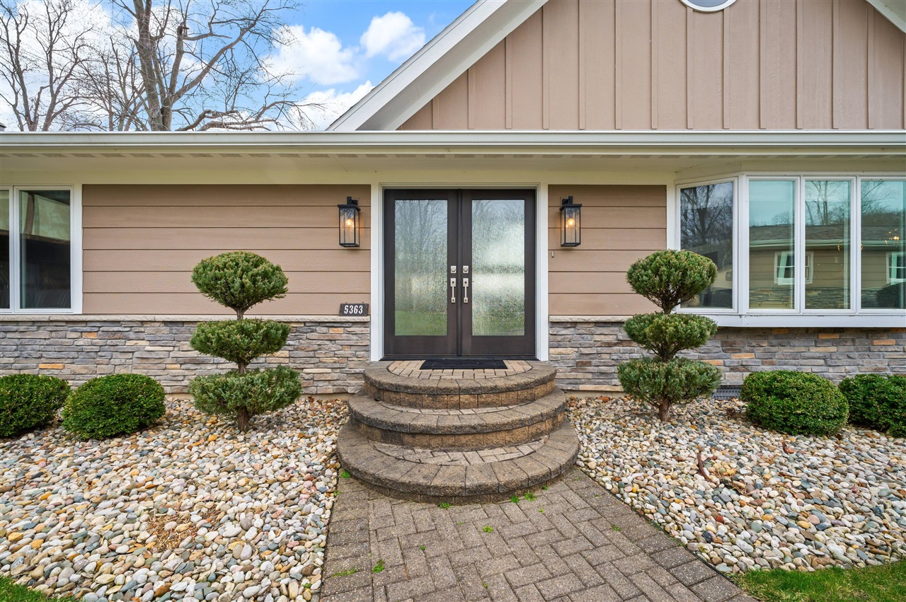 5363 Paw Paw Lake Road Coloma, MI 49038 - Photo 12 of 68