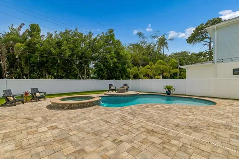 $1,750,000 | 3902 West Vasconia Street, Tampa, FL 33629