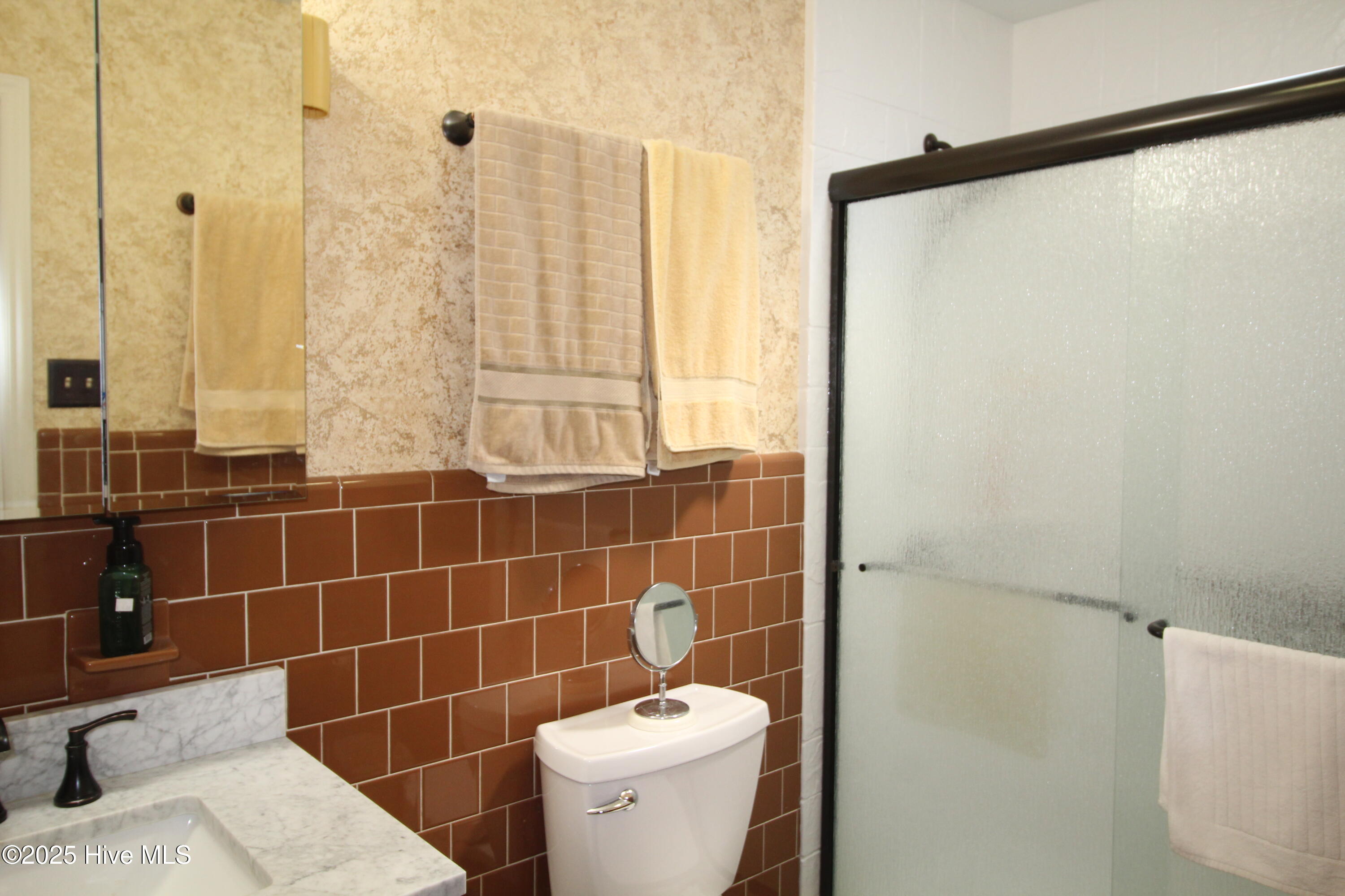 206 Stratford Road Havelock, NC 28532 - Photo 11 of 24 Hall Bath