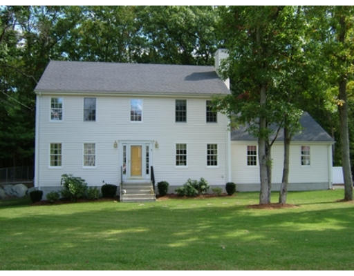 8 Deer Run Road Bellingham, MA 02019 - Photo 1 of 1 Gallery Image 1