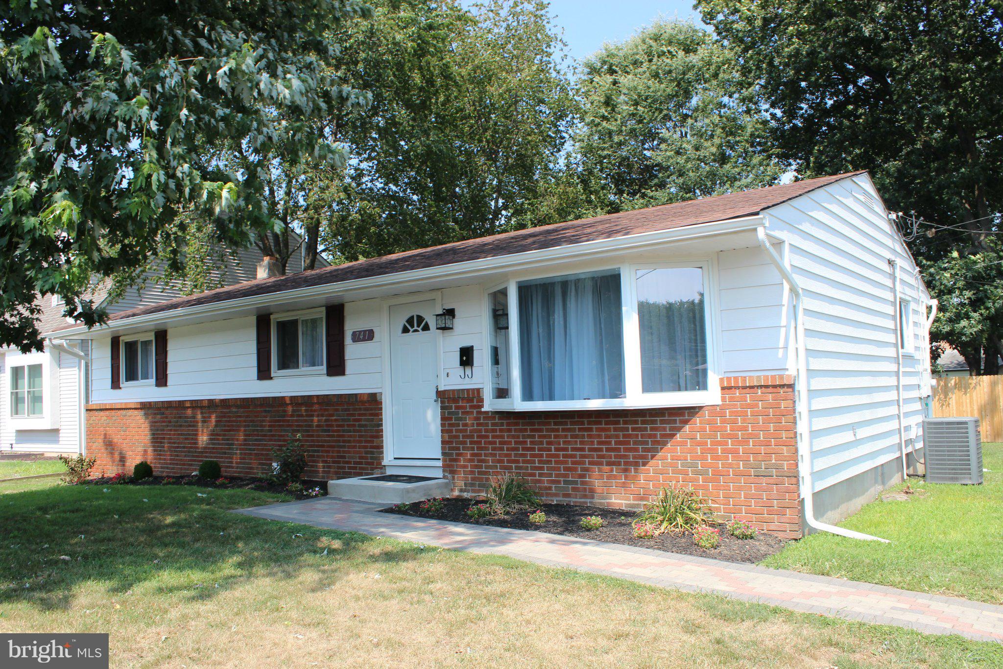 741 Keystone Street Croydon, PA 19021 - Photo 1 of 16 Gallery Image 1