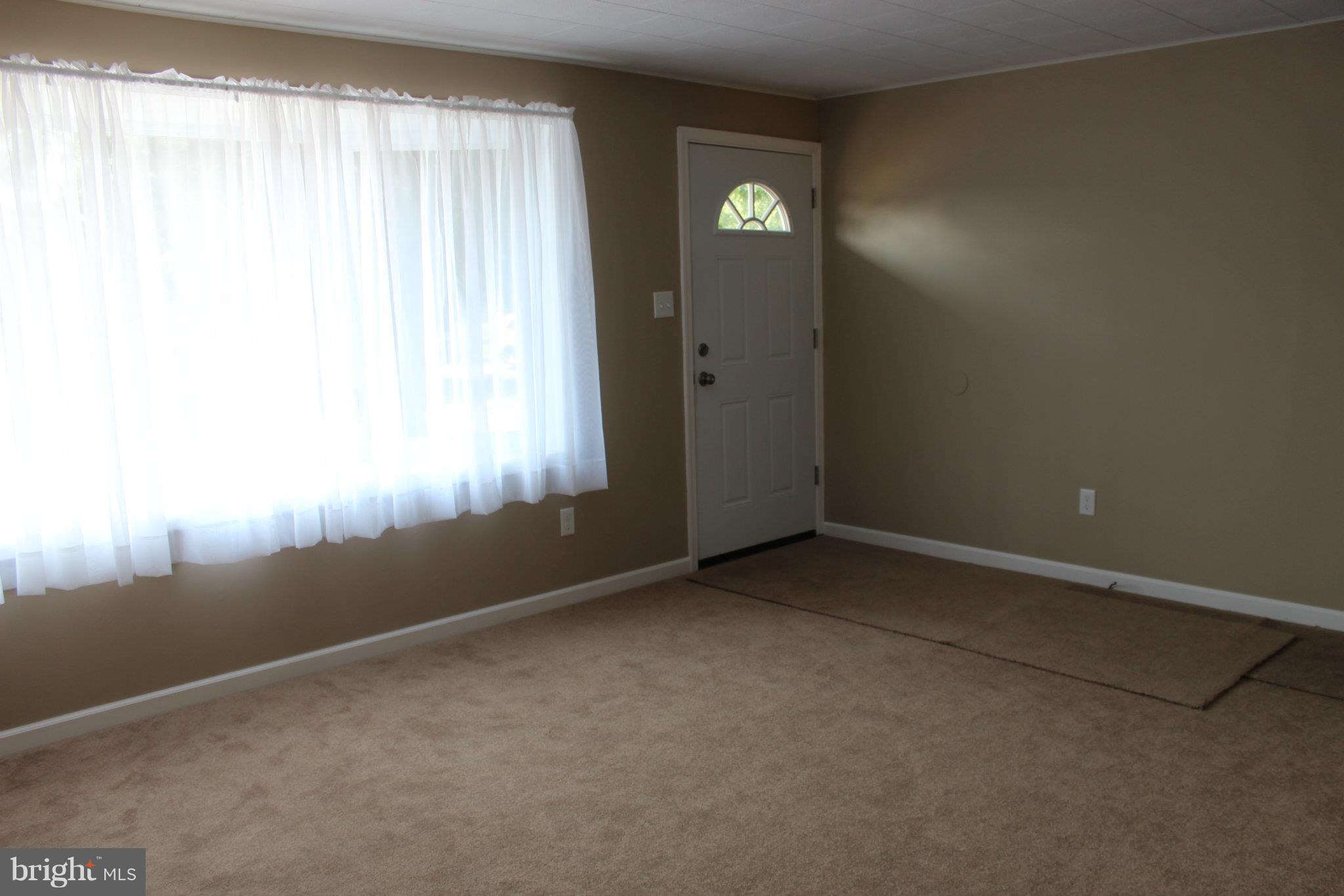 741 Keystone Street Croydon, PA 19021 - Photo 4 of 16 Gallery Image 4