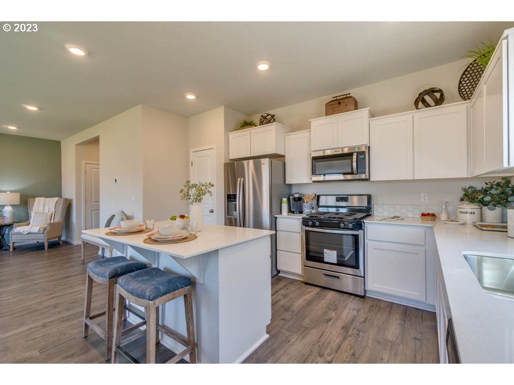 3206 Southeast 33rd Street Gresham, OR 97080 - Photo 12 of 27