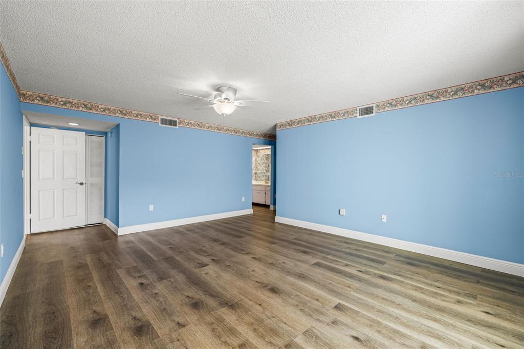 700 Starkey Road, Unit 311 Largo, FL 33771 - Photo 15 of 28