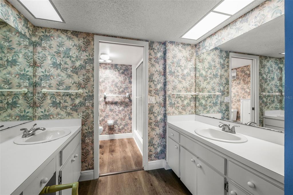 700 Starkey Road, Unit 311 Largo, FL 33771 - Photo 18 of 28