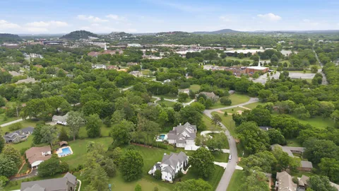 $3,395,000 | 5108 Seward Road, Brentwood, TN 37027