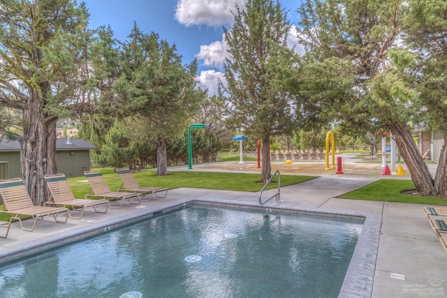 11002 Village Loop Redmond, OR 97756 - Photo 21 of 25 Additional Photo