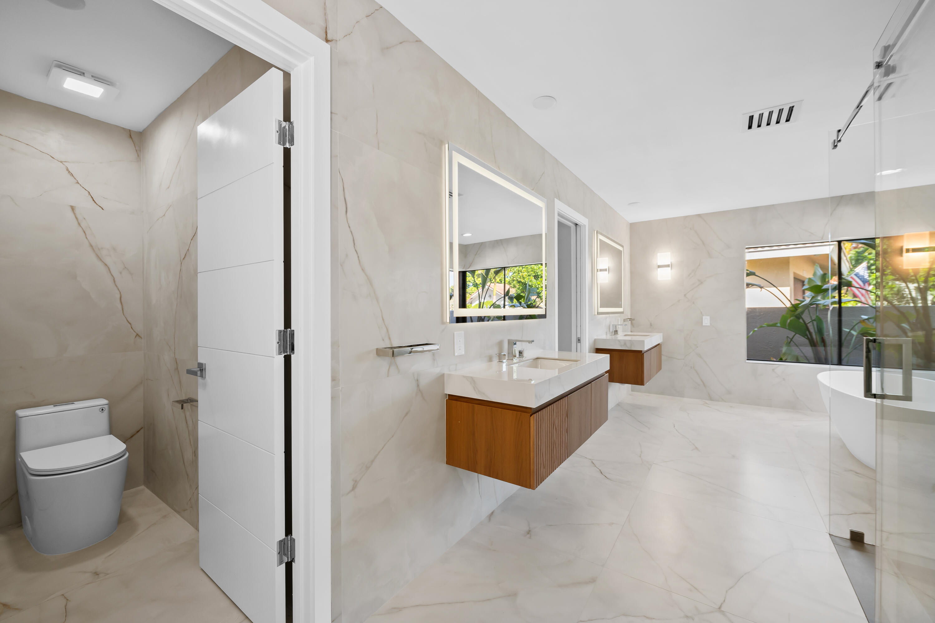 10141 Southwest 3rd Street Plantation, FL 33324 - Photo 11 of 73 DSC_3225