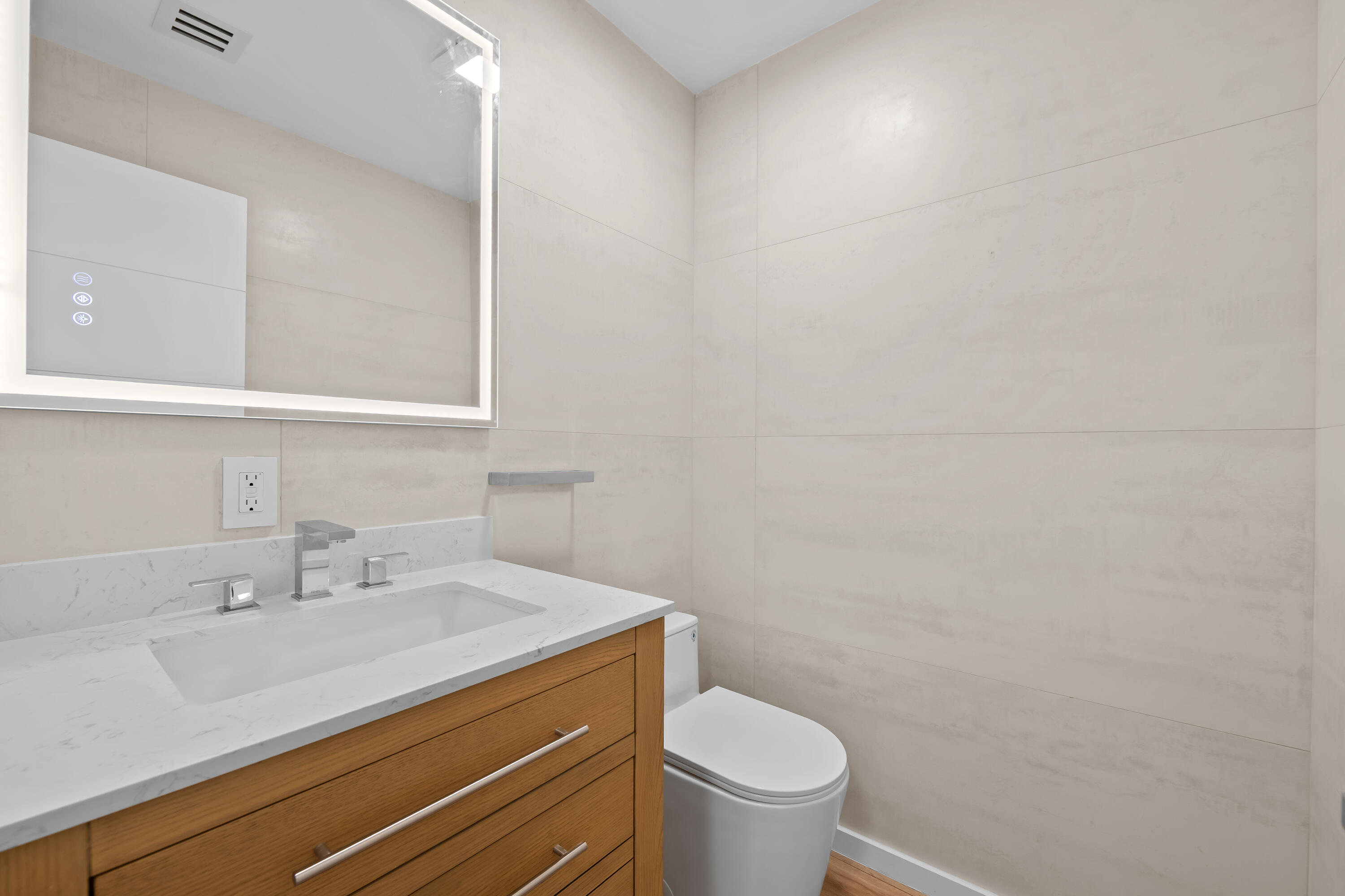 10141 Southwest 3rd Street Plantation, FL 33324 - Photo 18 of 73 DSC_3244