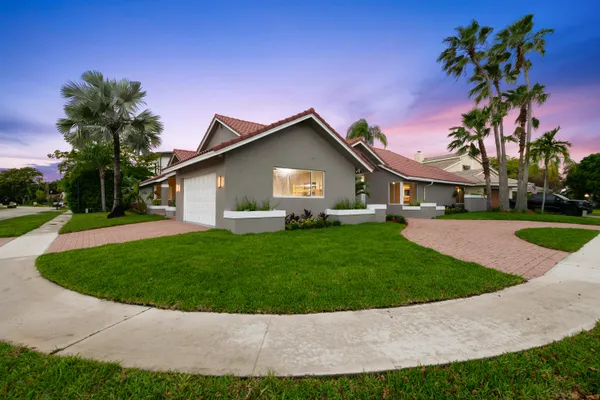 $1,295,000 | 10141 Southwest 3rd Street, Plantation, FL 33324