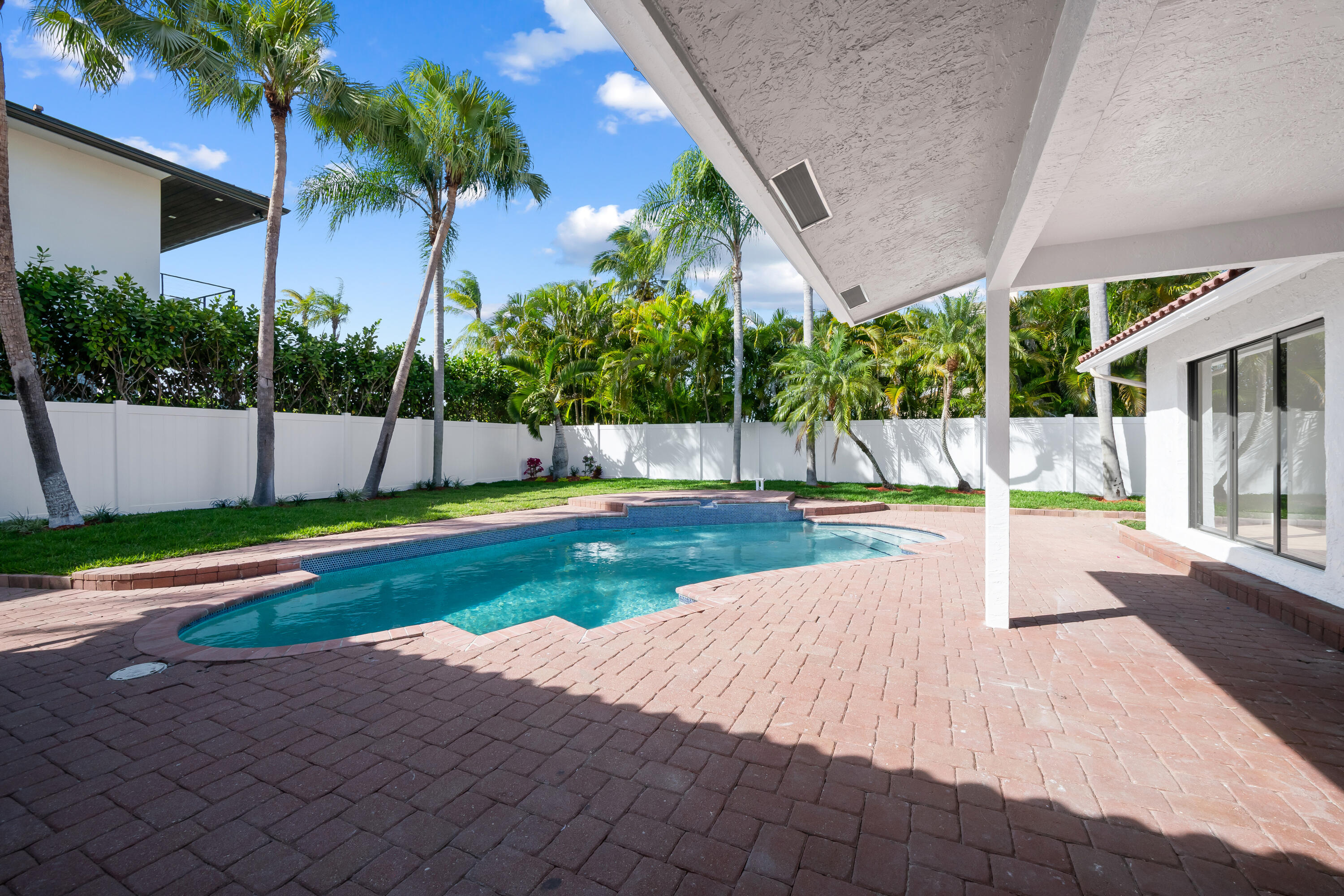 10141 Southwest 3rd Street Plantation, FL 33324 - Photo 24 of 73 DSC_3162