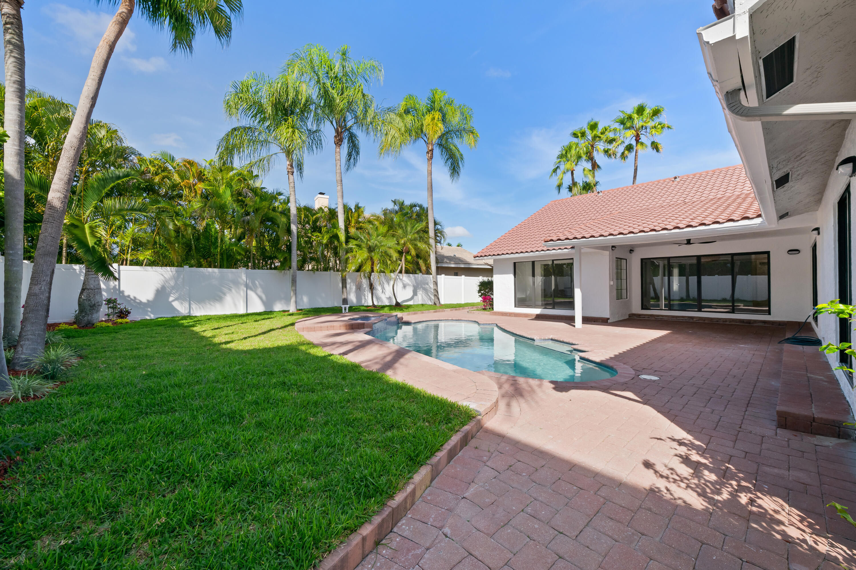 10141 Southwest 3rd Street Plantation, FL 33324 - Photo 28 of 73 DSC_3164