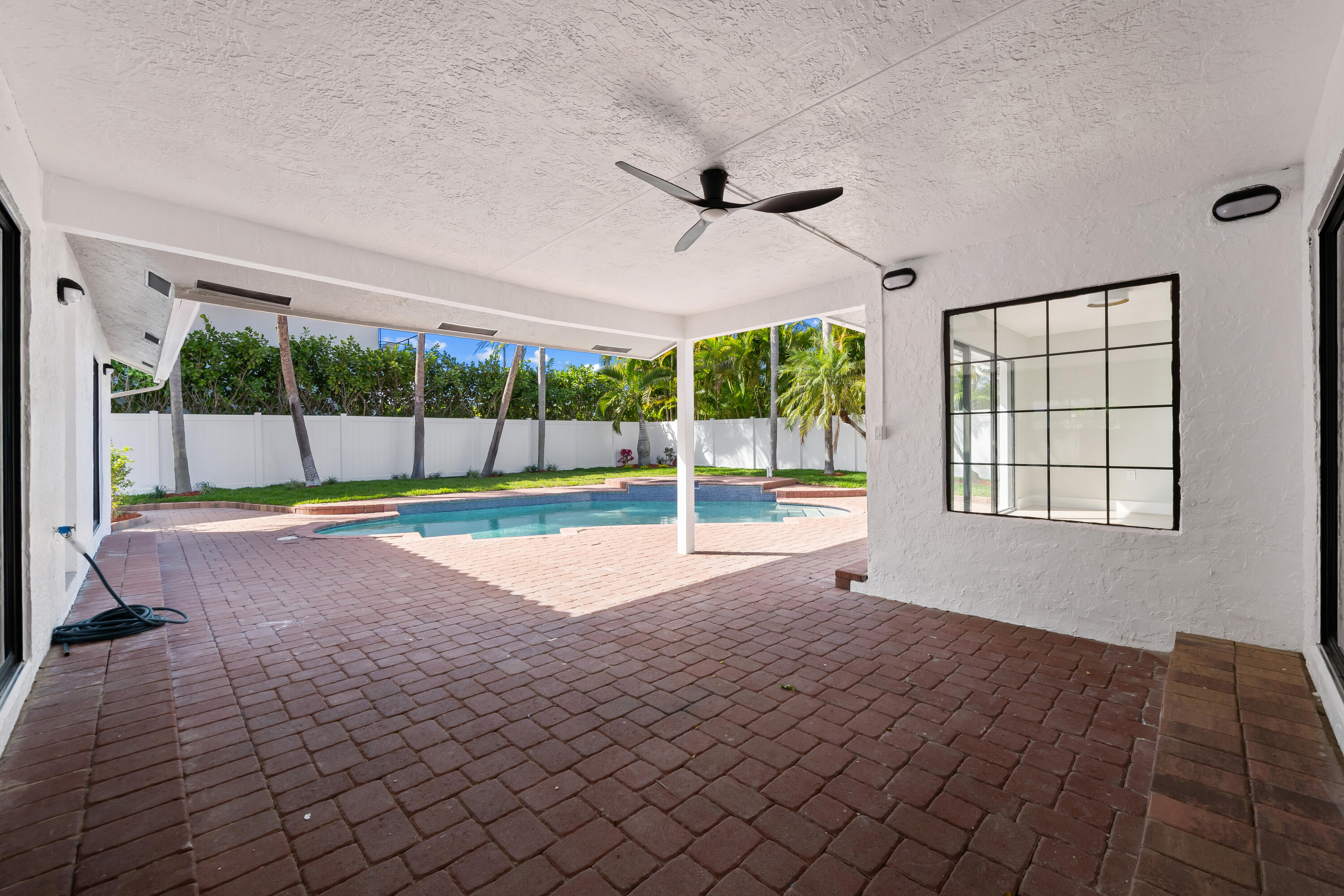 10141 Southwest 3rd Street Plantation, FL 33324 - Photo 29 of 73 DSC_3156