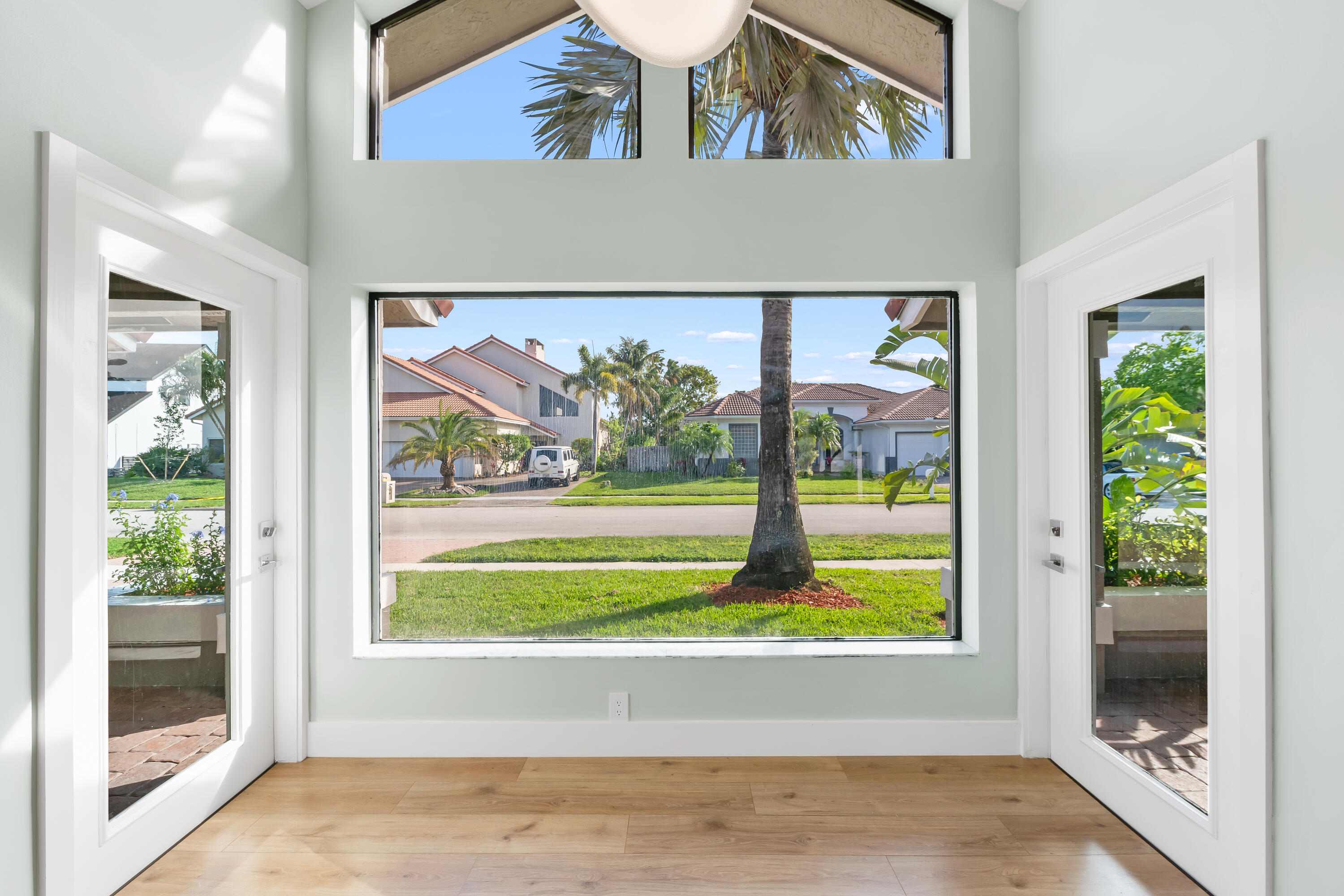 10141 Southwest 3rd Street Plantation, FL 33324 - Photo 30 of 73 DSC_3334