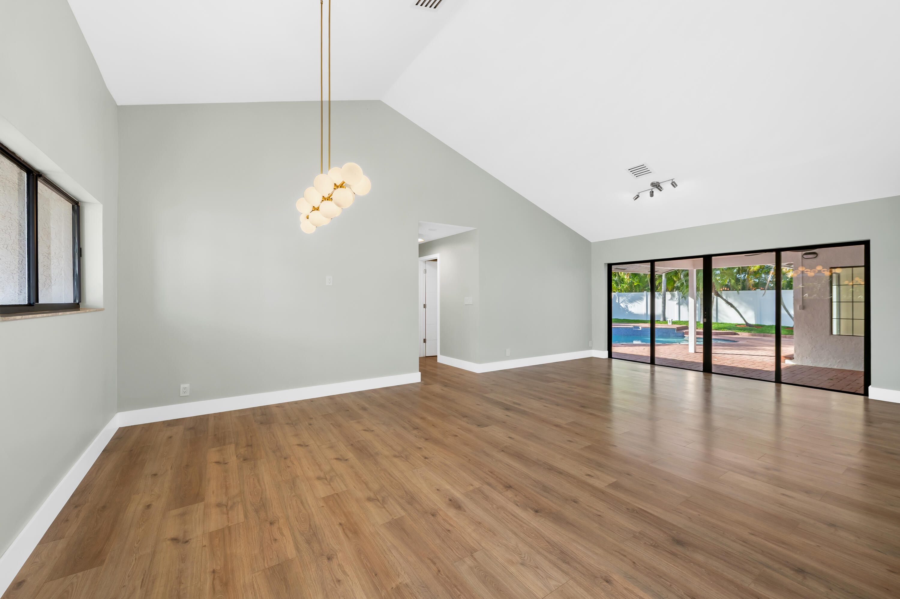 10141 Southwest 3rd Street Plantation, FL 33324 - Photo 32 of 73 DSC_3328