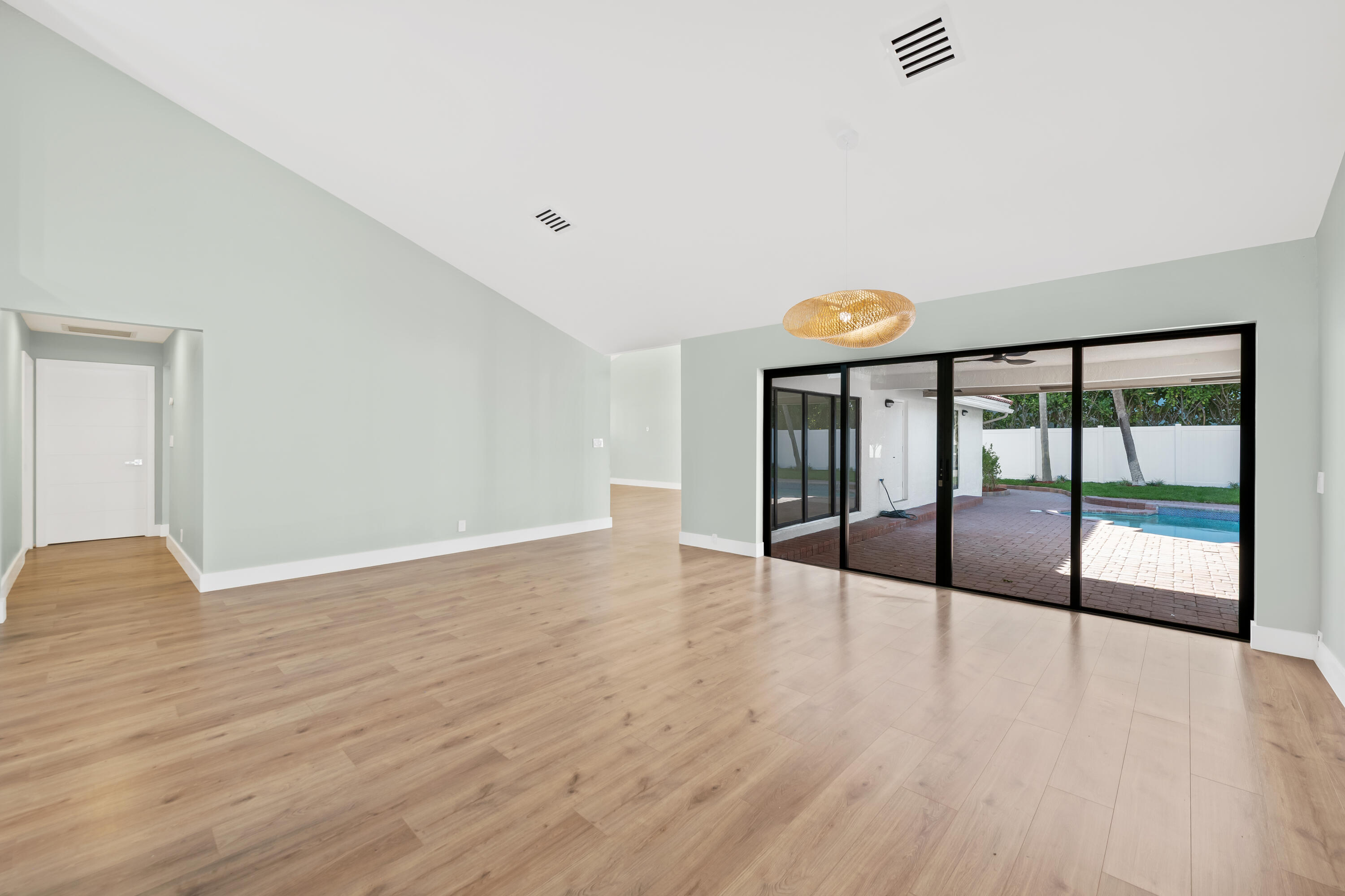 10141 Southwest 3rd Street Plantation, FL 33324 - Photo 35 of 73 DSC_3298