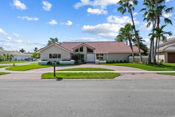 $1,295,000 | 10141 Southwest 3rd Street, Plantation, FL 33324