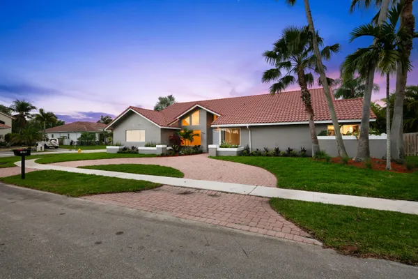 $1,295,000 | 10141 Southwest 3rd Street, Plantation, FL 33324