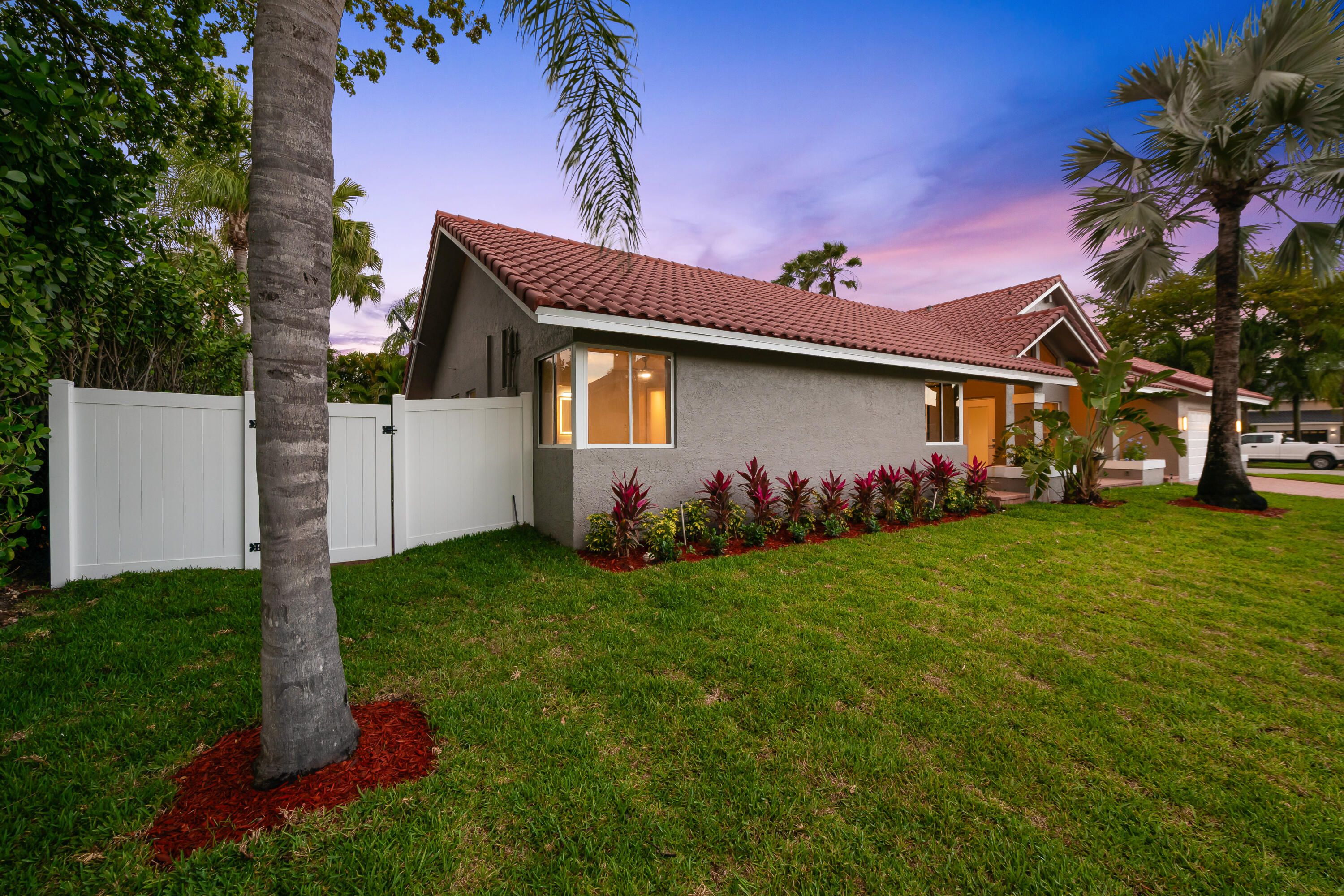 10141 Southwest 3rd Street Plantation, FL 33324 - Photo 59 of 73 DSC_3420