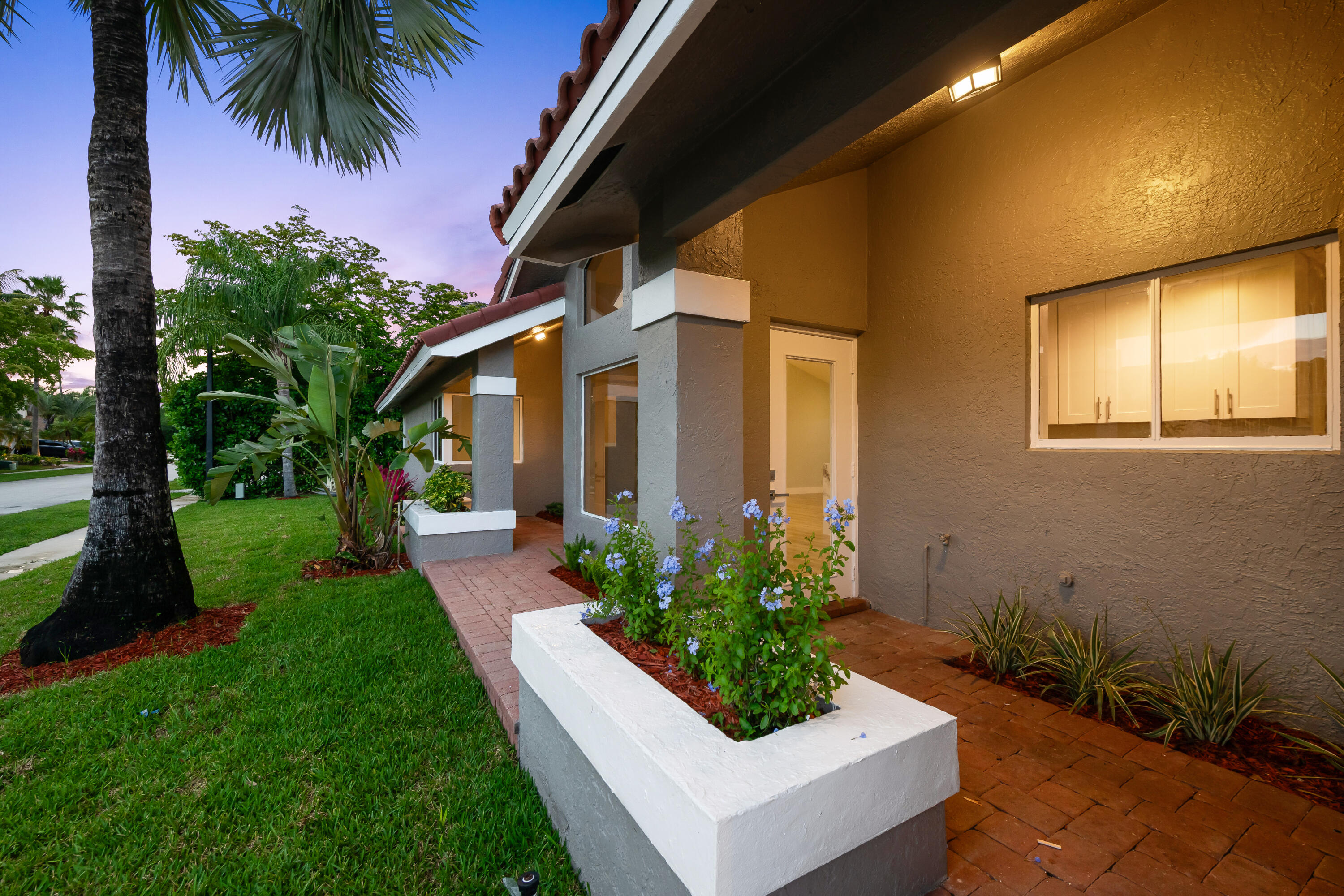 10141 Southwest 3rd Street Plantation, FL 33324 - Photo 60 of 73 DSC_3429