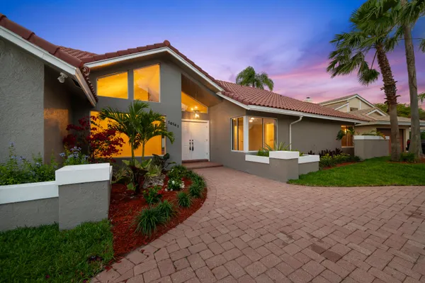 $1,295,000 | 10141 Southwest 3rd Street, Plantation, FL 33324
