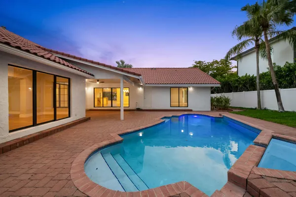 $1,295,000 | 10141 Southwest 3rd Street, Plantation, FL 33324