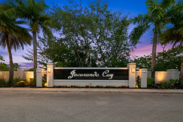 $1,295,000 | 10141 Southwest 3rd Street, Plantation, FL 33324