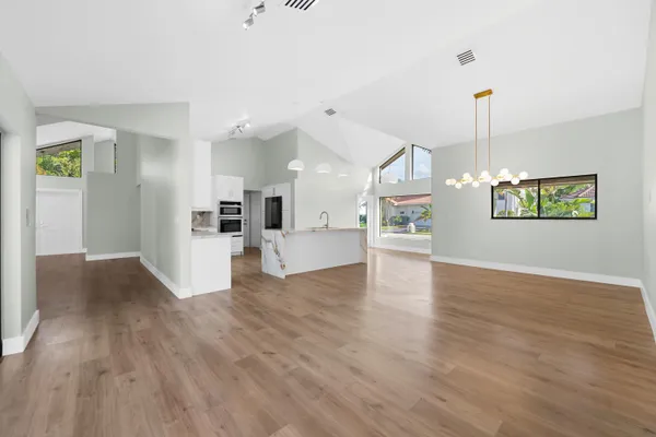 $1,295,000 | 10141 Southwest 3rd Street, Plantation, FL 33324