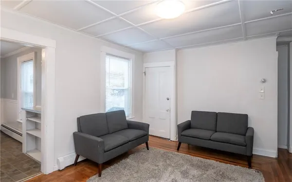 $2,200 | 11 Young Street, Unit 1, Newport, RI 02840