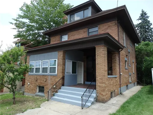 $235,000 | 511 Chestnut Street, Carnegie, PA 15106