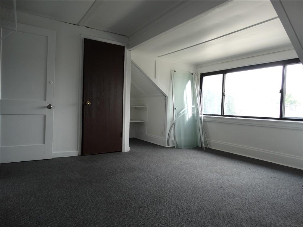511 Chestnut Street Carnegie, PA 15106 - Photo 22 of 24 an empty room with windows