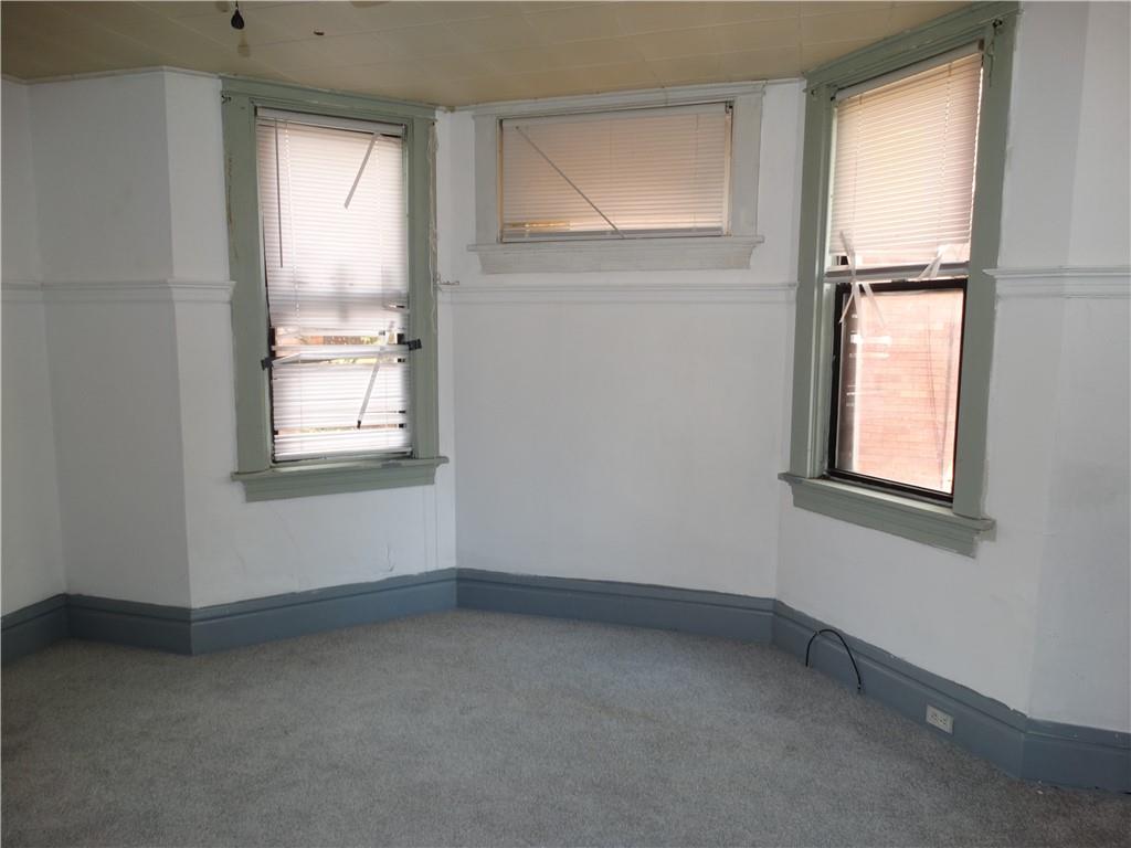 511 Chestnut Street Carnegie, PA 15106 - Photo 7 of 24 an empty room with windows