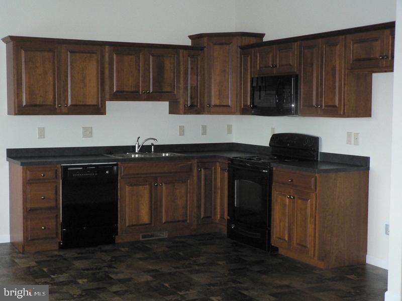 748 Heather Ridge Manheim, PA 17545 - Photo 10 of 21 Gallery Image 10