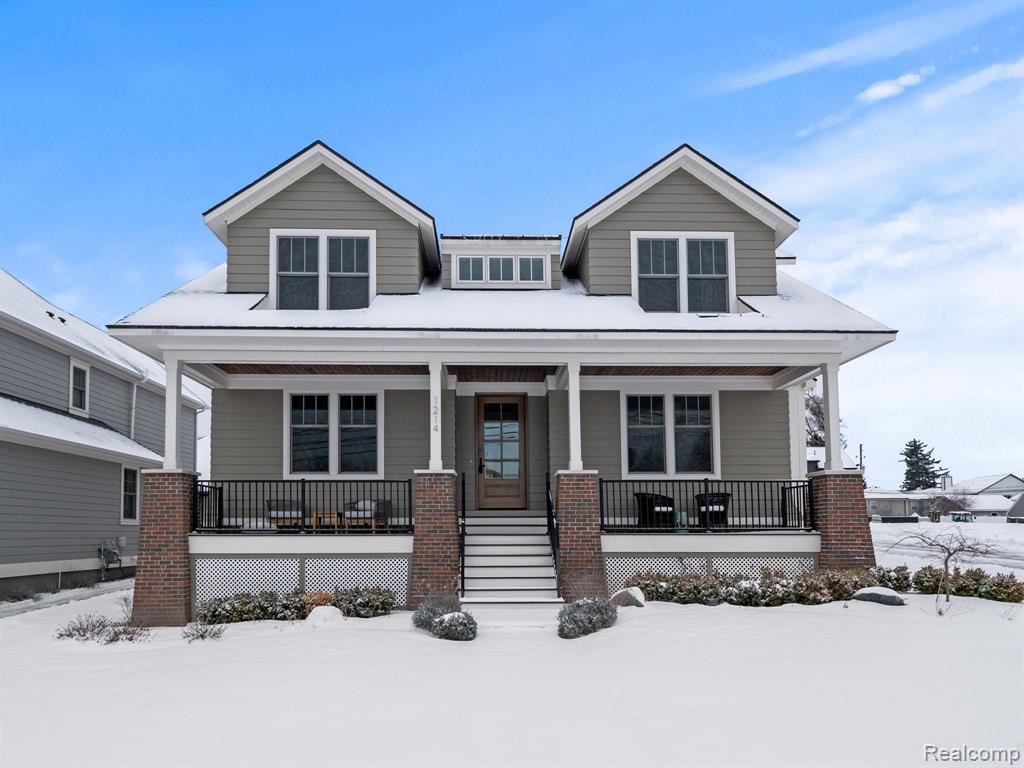 1214 North Pine Street Rochester, MI 48307 - Photo 1 of 35