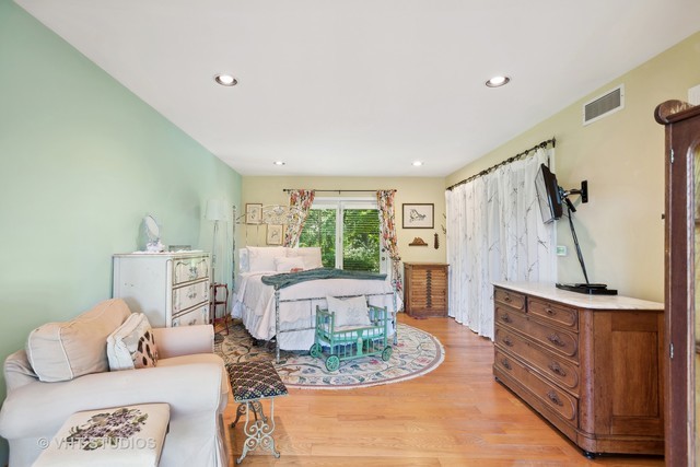 449 Roslyn Road East Dundee, IL 60118 - Photo 20 of 48