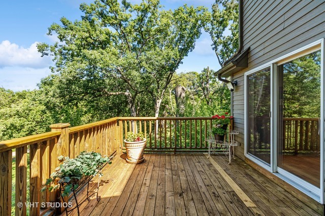 449 Roslyn Road East Dundee, IL 60118 - Photo 22 of 48