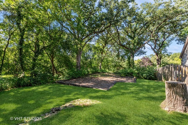 449 Roslyn Road East Dundee, IL 60118 - Photo 36 of 48