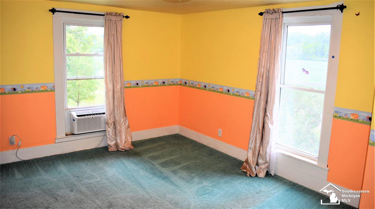 11501 Dixon Road Monroe, MI 48161 - Photo 27 of 50 50052852-26.JPG