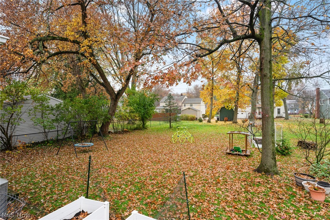5251 Edenhurst Road Cleveland, OH 44124 - Photo 22 of 25 Gallery Image 22