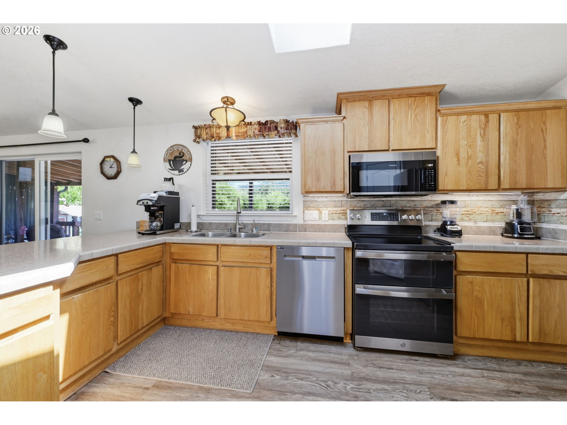 94603 Johnson Road Marcola, OR 97454 - Photo 10 of 48