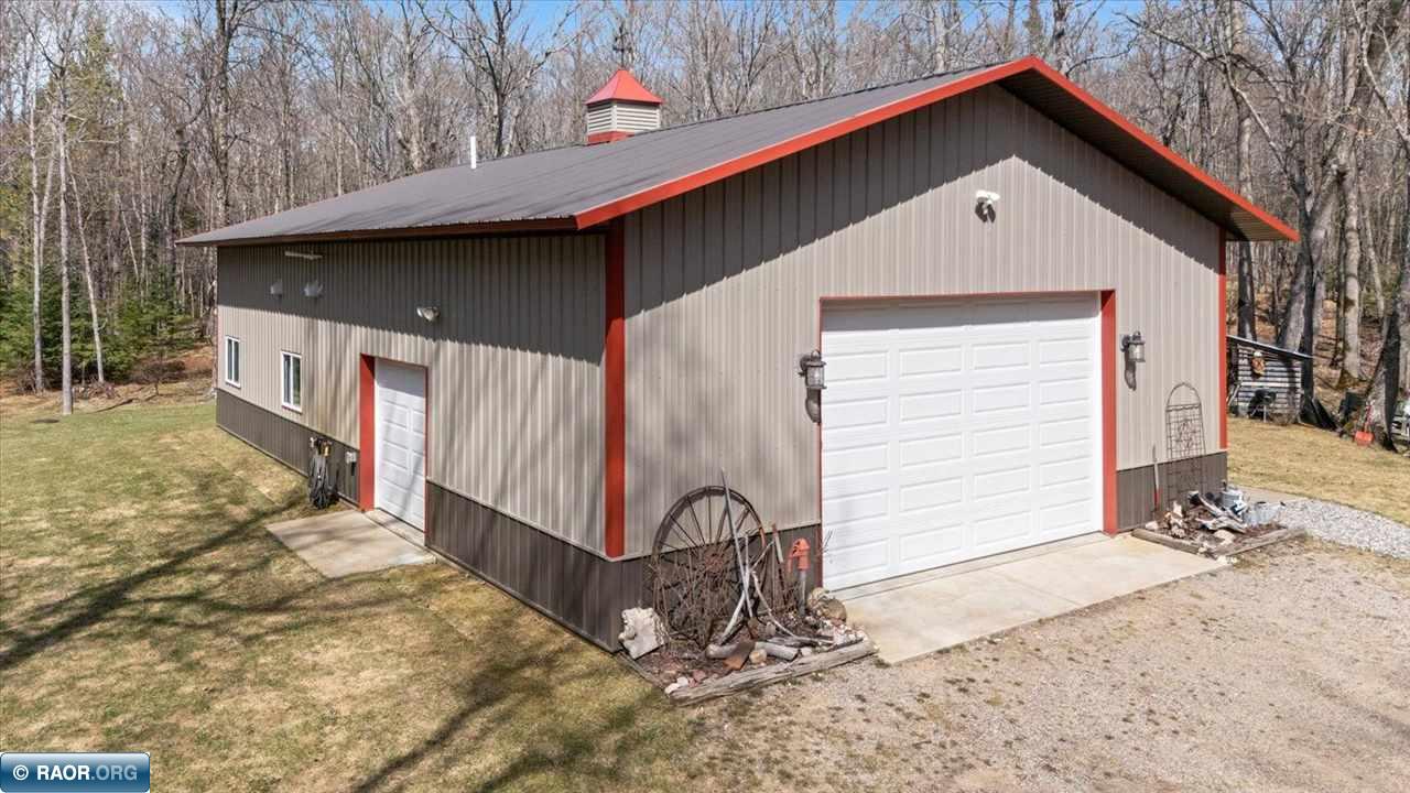 12849 Beauty Mountain Road Hibbing, MN 55746 - Photo 2 of 42